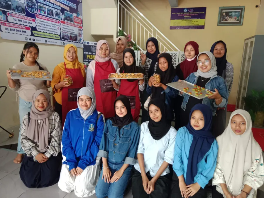 TATA BOGA & KULINER KREATIF