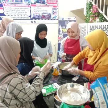 Tata Boga dan Kuliner Kreatif