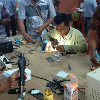 Pelatihan Servis HP