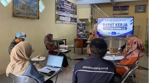 RAPAT KERJA TUTOR PKBM L-ROSE INTENSIVE COURSE (LC) TAHUN AJARAN 2026/2027
